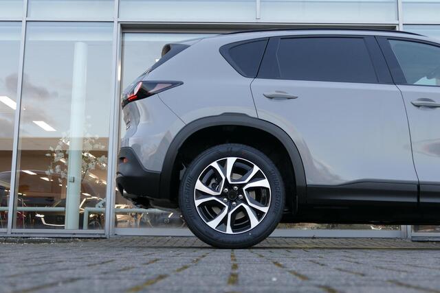 Mazda CX-5 2.5 E-SKYACTIV G 141 M HYBRID Exclusive-Line | Voorraad auto | Foto's ter illustratie | Snel rijden |