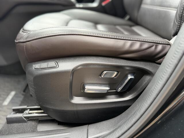 Mazda CX-5 2.5 SkyActiv-G 194 Luxury | Trekhaak | 360 | HUD | Bose | Schuifdak | Leder | Memory |