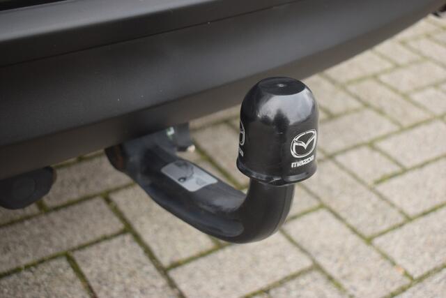 Mazda CX-5 2.0 SkyActiv-G Signature Automaat | Automaat | Trekhaak | Leder | Bose Premium Sound Systeem | 360° camera | Head-Up Display