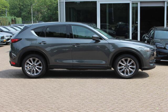 Mazda CX-5 2.0 SkyActiv-G 165 Luxury / Trekhaak / 360Camera / Head-up / Leder / Bose / Keyless / 19'' / Dodehoek / Navigatie / DAB / Stoelventilatie+Verwarming / Cruise Control