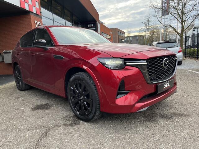 Mazda CX-60 2.5 e-SkyActiv PHEV Homura // LEDER+ELEK. STOELEN // HUD DISPLAY // BOSE // ELEK. KLEP // WEGKLAPBARE TREKHAAK // SCHUIF-KANTELDAK //