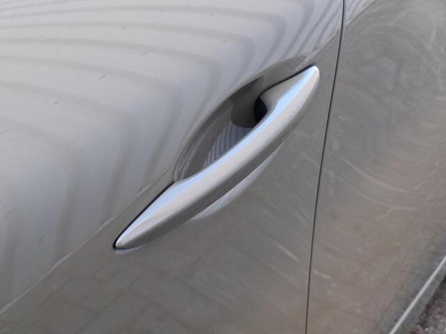 Mazda CX-60 2.5 e-SkyActiv PHEV Homura Plus Apple Carplay Android Auto | Panoramisch schuif kanteldak | Head up display | Bose | 360 camera | Elektrische achterklep | Stoelgeheugen | Stoelkoeling/verwarming | Dodehoeksensoren | Adaptieve led koplampen | Adaptieve cr