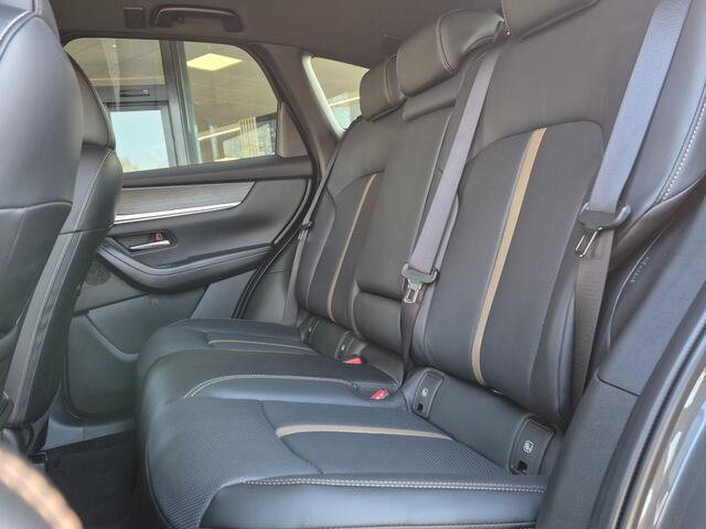 Mazda CX-60 E- SKYACTIV- G PHEV 2.5 327 8AT AWD HOMURA Business Edition/ Demo