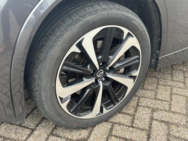 Mazda CX-60 2.5 e-SkyActiv PHEV Takumi 328pk | SCI | Panoramadak / Kanteldak (Glas) | 360 graden camera | Achteruitrijcamera | Stoelverwarming | Adaptieve Cruise Control
