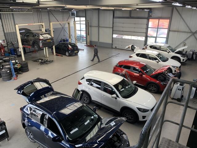 Mazda CX-60 e-Skyactiv PHEV 327 AWD - Homura - CS & DA pack