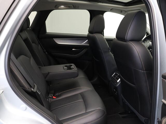 Mazda CX-60 3.3 e-SkyActiv Homura | Trekhaak | Panoramadak | Trekgewicht 2500kg | Stoelverwarming | Stoelventilatie | Bose Audio |