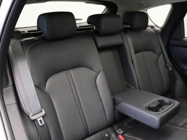 Mazda CX-60 3.3 e-SkyActiv Homura | Trekhaak | Panoramadak | Trekgewicht 2500kg | Stoelverwarming | Stoelventilatie | Bose Audio |