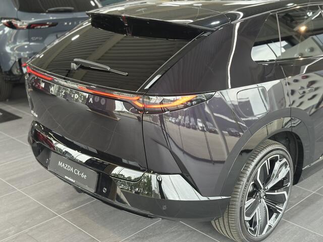 Mazda CX-6e Takumi Plus 78 kWh / 258PK / 468KM Actieradius / Demo