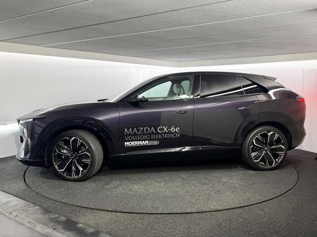 Mazda CX-6e Takumi Plus 78 kWh / Dealer demo / Meest luxe versie / Nieuwe kleur