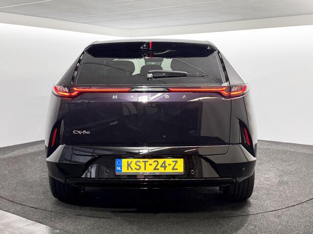 Mazda CX-6e Takumi Plus 78 kWh / Dealer demo / Meest luxe versie / Nieuwe kleur