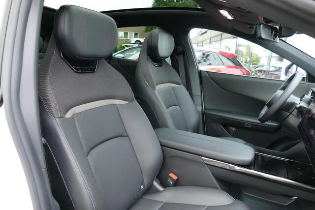 Mazda CX-6e Takumi Business Edition 78 kWh | Voorraad | Gratis trekhaak twv €1695,- l
