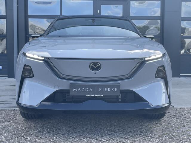 Mazda CX-6e Takumi Plus 78 kWh NAVI | APPLE CARPLAY / ANDROID | PANORMADAK | 360 GR CAMERA | LEDER INTERIER MET STOEL KOEL/VERWARMING | 21 INCH LMV HUD |