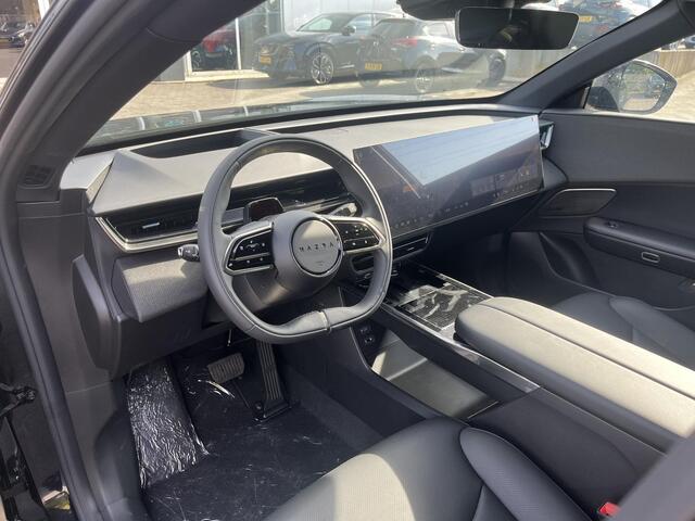 Mazda CX-6e Takumi 78 kWh | Zwart leder | Diverse modellen uit voorraad leverbaar |
