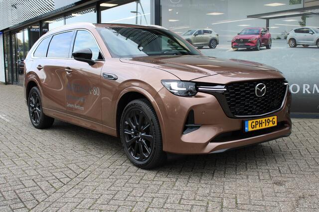 Mazda CX-80 2.5 e-SkyActiv PHEV 327 Homura Plus , Demovoordeel ¤ 5.300,-, Automaat, Trekhaak, Alarm, Pano/Schuifdak, 7-Zits, Leder, 360 Camera, Bose, Adap Cruise, LMV 20 Inch