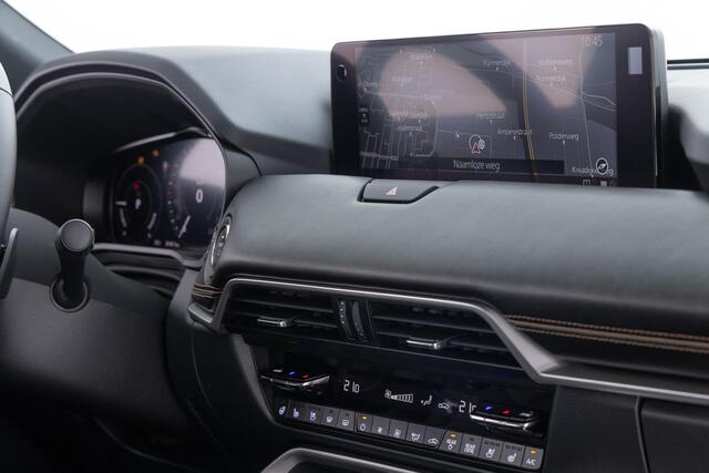 Mazda CX-80 2.5 e-SkyActiv PHEV Homura Plus 6p. 327 PK | AUTOMAAT | AWD | APPLE CARPLAY | 20 INCH | LEDER | 360 CAMERA | PANORAMADAK | DEMO | * 6 JAAR FABRIEKSGARANTIE |