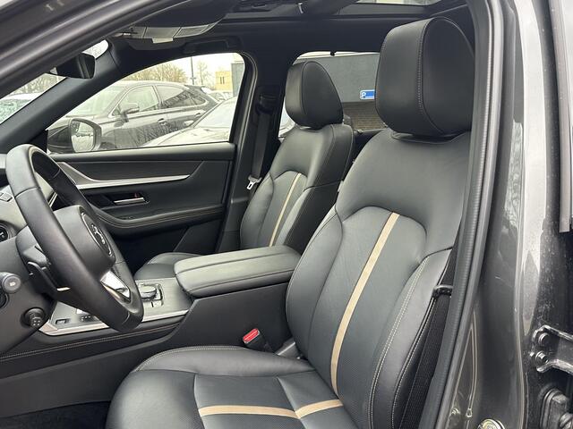 Mazda CX-80 2.5 e-SkyActiv PHEV Homura Plus 6p. 7 | VAN: ¤59.900,- VOOR: ¤55.877,- UW EINDEJAARSVOORDEEL: ¤4.023,-