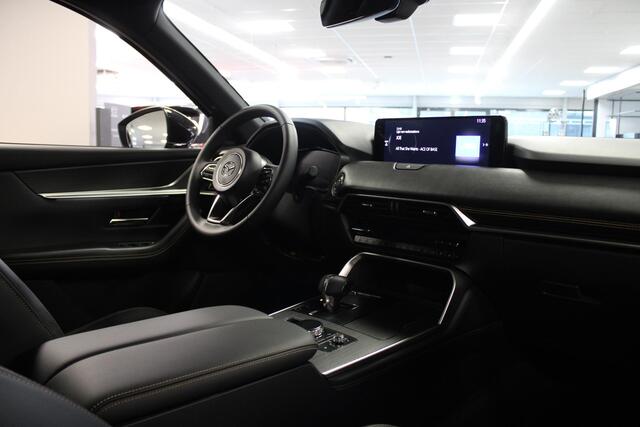 Mazda CX-80 2.5 e-SkyActiv PHEV 327PK Homura 6p. , Nieuwe Auto, 10 KM, Voorraadvoordeel ¤ 10.373-, Convenience & Sound Pack, Leder, Adap.Cruise, Bose, 360 Camera, HUD, Stoelverwarming/ventilatie, LMV 20 Inch