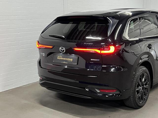 Mazda CX-80 2.5 e-SkyActiv PHEV Homura Plus 7 persoons | Open dak | Adapt. Cruise | Stoelventilatie | Stuur-/Stoelverwarming | 360 camera | Head-up | Carplay | Bose sound | Memory