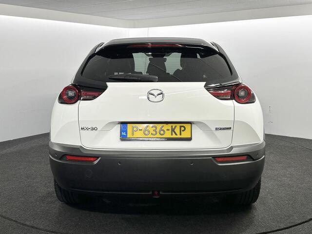 Mazda MX-30 e-SkyActiv 1st Edition / Dealer onderhouden / Black&White Edition / 42.000km / Subsidie mogelijk