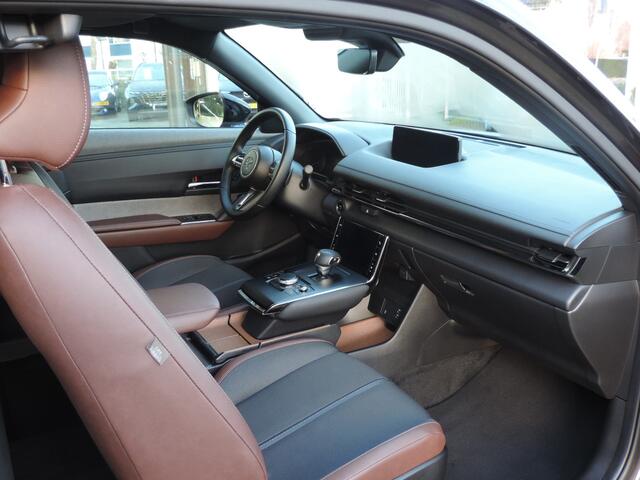 Mazda MX-30 E-Skyactiv 145 35.5 kWh Advantage - Adap | Hud | Matrix Led | CarPlay | PDC v+a | Camera | Nav