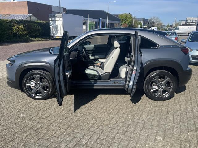 Mazda MX-30 e-SkyActiv 145 1stEd