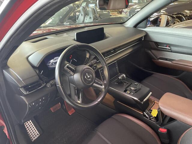 Mazda MX-30 e-SkyActiv 145 First Edition 36 kWh , Automaat, Navi, Adap.Cruise, Clima, Camera, PDC, HUD, Industrieel interieur, Stoelverwarming, LMV 18 Inch