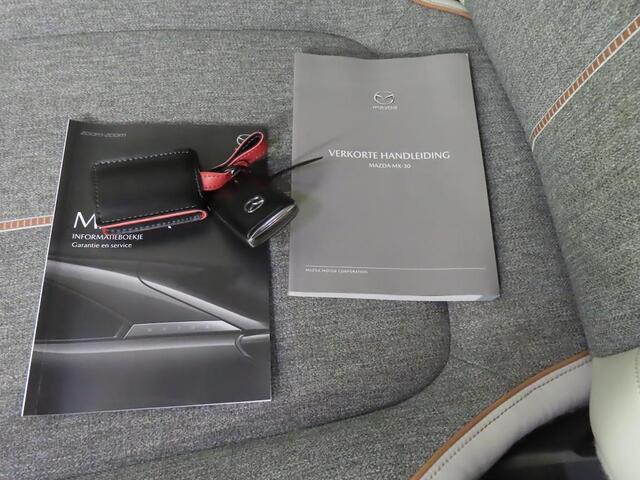 Mazda MX-30 145pk First Edition 36 kWh SOH 95%