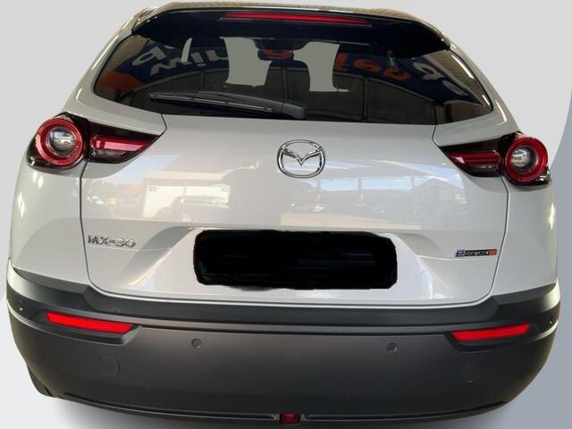 Mazda MX-30 e-SkyActiv R-EV 170 Makoto | Schuifdak | Rondomzicht Camera | Stoelverwarming | Premium audio