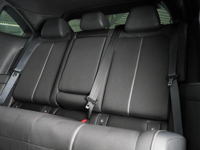 Mazda MX-30 e-SkyActiv R-EV 170 Edition R | Bose | Head-up Display | Dodehoekdetectie | Stuurwielverwarming | Stoelverwarming | 360° Camera | Panoramadak | Geheugenstoelen