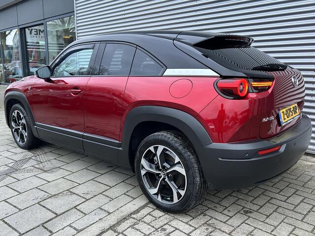 Mazda MX-30 e-SkyActiv R-EV 170 Advantage Modern Multi-tone Soul Red Crystal | FabGarantie 03/2030 |