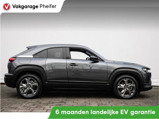 Mazda MX-30 e-SkyActiv 145 Luxury 36 kWh Schuifdak/ Bose/ Stoel-stuurverwarming/ Dab/ Camera/ Carplay/ Navigatie/ Head-up/ Blindspot