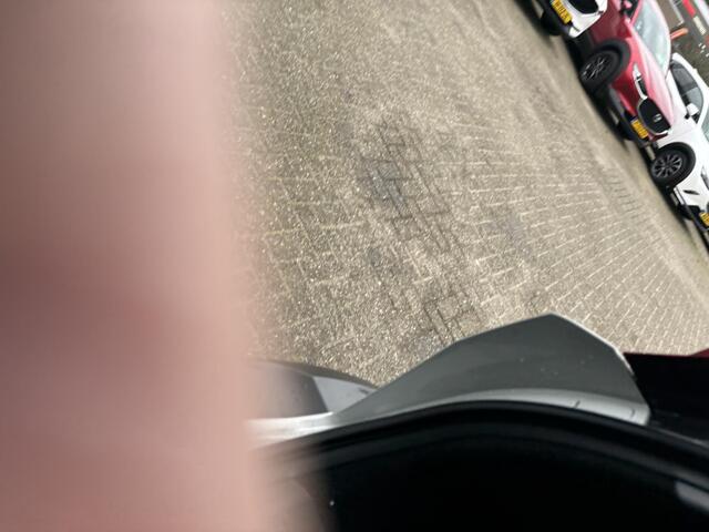 Mazda MX-30 e-SkyActiv 145 First Edition 36 kWh 1e Eig., NL-Auto, Navigatie Apple Carplay/ Android Auto, A. Rij-Camera, Add. Cruise, Parkeerhulp vóór, Head-up, Stoel verw.