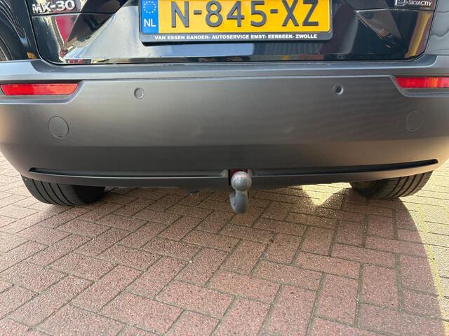 Mazda MX-30 e-SkyActiv 145 first edition 36 kWh