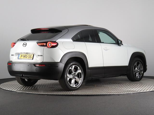 Mazda MX-30 e-SkyActiv 145 Luxury 36 kWh (NL-Auto / Pano / Bose / 360 Camera / Stoel-Stuurverw. / Two Tone)