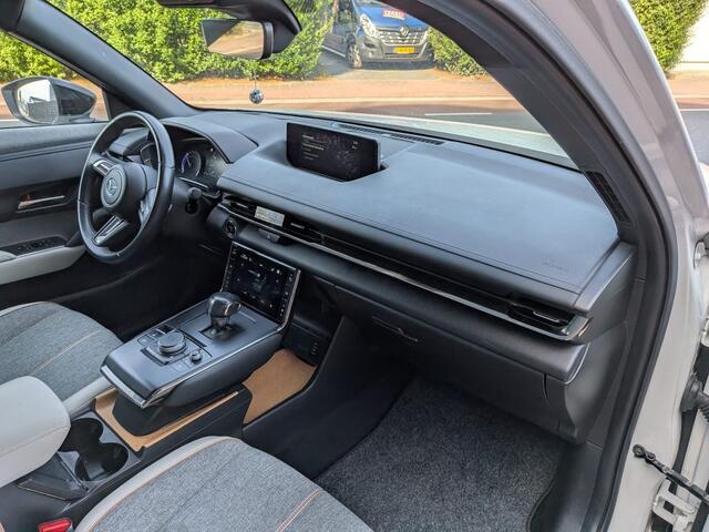 Mazda MX-30 e-SkyActiv 145 First Edition 36 kWh