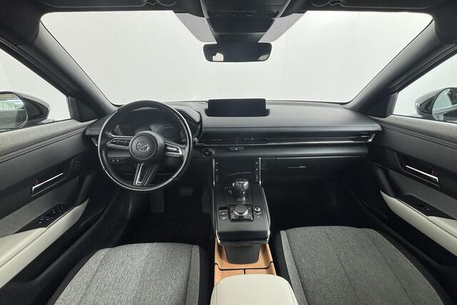 Mazda MX-30 E-SKYACTIV 145PK COMFORT 36 KWH | Navi | Stoel/stuurverwarming | Snellader