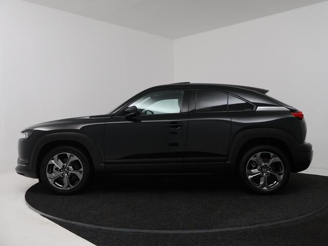 Mazda MX-30 e-SkyActiv 145 Luxury 36 kWh | Schuifdak | BOSE audio | Stuur-/Stoelverwarming | Stoelgeheugen |