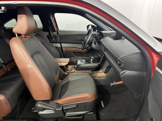 Mazda MX-30 e-SkyActiv 145 Luxury 36 kWh / NL auto / Bose / Schuifdak / Keyless / Voll. historie / 94% SOH