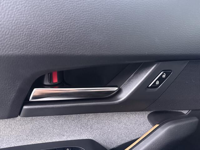 Mazda MX-30 e-SkyActiv 145 Advantage 36 kWh | Stoelgeheugen | Camera | Navigatie | Head-up Display | Stoelverwarming |