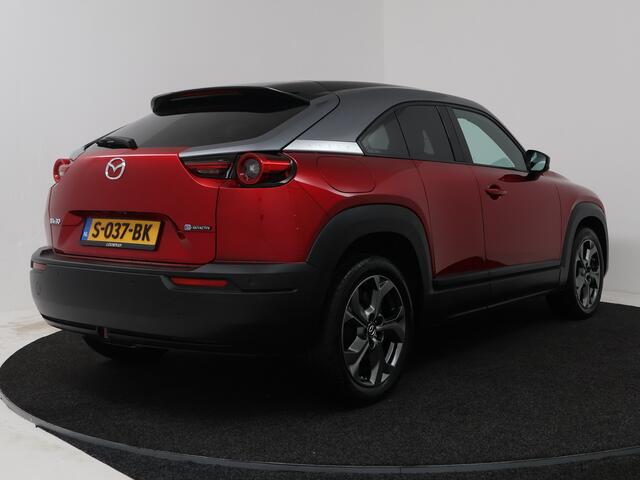 Mazda MX-30 e-SkyActiv 145 First Edition 36 kWh | Stoelgeheugen | Navigatie | Stoelverwarming | Head-up Display |