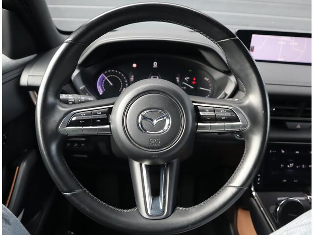 Mazda MX-30 e-SkyActiv 145 First Edition 36 kWh | SOH 94% | Voorstoelen verwarmd | HUD | Camera | Memory Seats