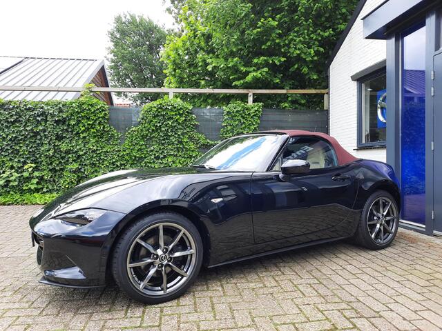Mazda MX-5 2.0 SkyActiv-G 160 Sakura