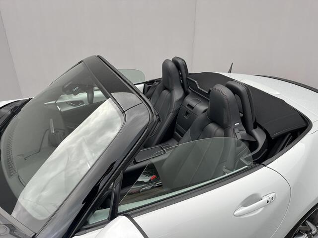 Mazda MX-5 2.0 SkyActiv-G 160 GT-M / Goed onderhouden / Cabriodak / Apple Carplay & Android Auto / Keyless Entry & Start / Navigatie full map / Verwarmde Stoelen / Lederen Bekleding / Cruise- en Climate Control