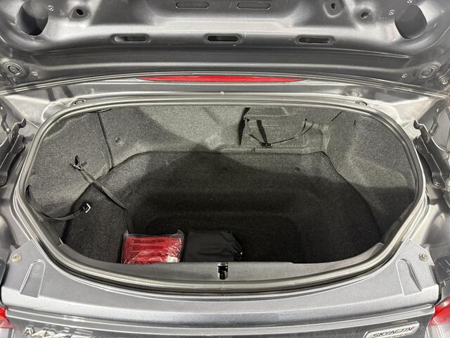 Mazda MX-5 Roadster Coupé 2.0 GT-M / Leder / Bose / Voll. historie