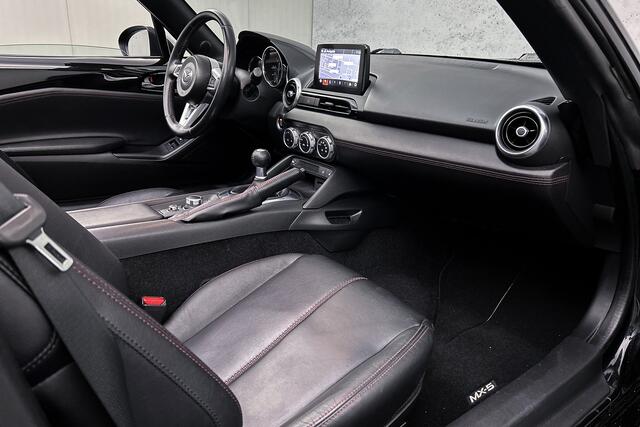 Mazda MX-5 RF 1.5 SkyActiv-G 132 GT-M | Leder | Stoelverwarming | Camera | LED | Navigatie