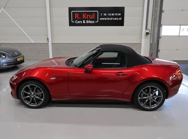 Mazda MX-5 2.0 SkyActiv-G 184 GT-M 184pk Rood metallic Bose 1e eigenaar Camera Leer Navigatie Airco Sportvelgen 17 inch Zeer nette staat Dealer onderhouden Lage km.stand LED