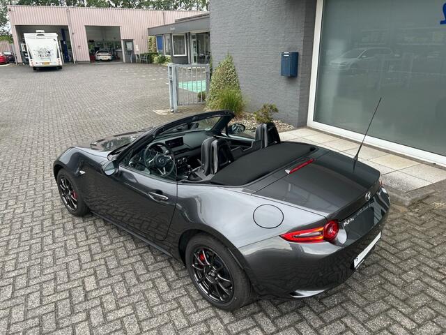 Mazda MX-5 ROADSTER SKYACTIV-G136PK HOMURA - UITVOERING