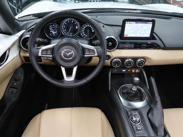 Mazda MX-5 1.5 SkyActiv-G 132 Chairo Bose Camera NL-auto Navigatie Sportuitlaat Leer Stoelverwarming NAP Boekjes aanwezig Lage km.stand