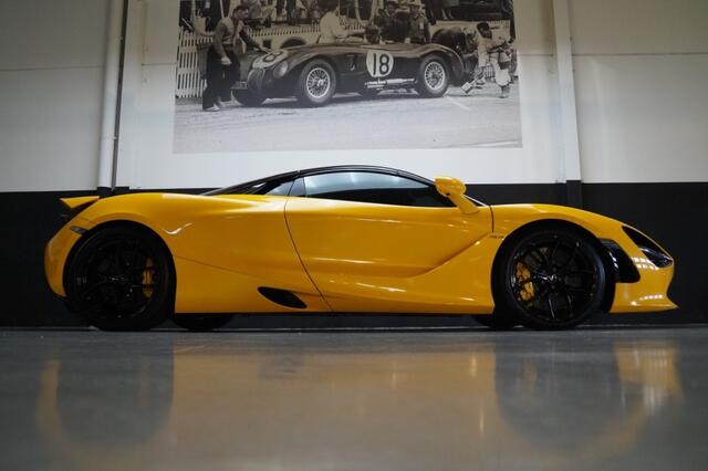 Mclaren 720S Launch Edition (Export Price) 2021