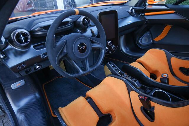 Mclaren Senna LM "Papaya Orange with 727 kms" The tribute to a legendary Le Mans victory by McLaren Special Operations, One of only 20 "Senna's" manufactured, The Senna falls under the Hypercars category, MSO - "For those who seek something truly one-of-a-kind", Only 7 copies have been delivered in Papaya Orange, "If you want to play with legal road performance",